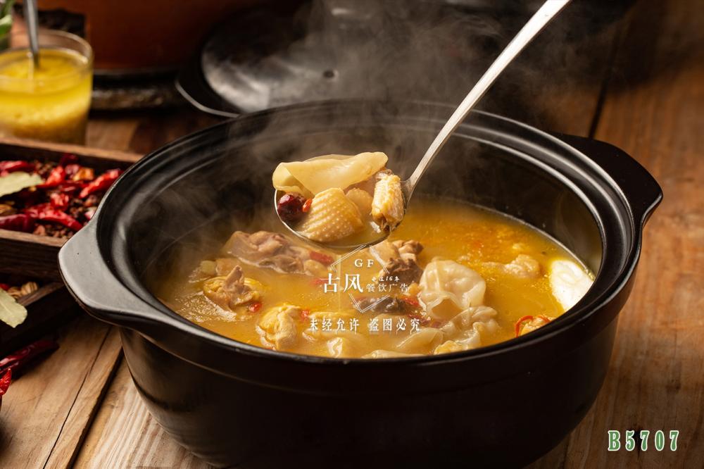 B5707養生(shēng)花(huā)膠土(tǔ)雞湯