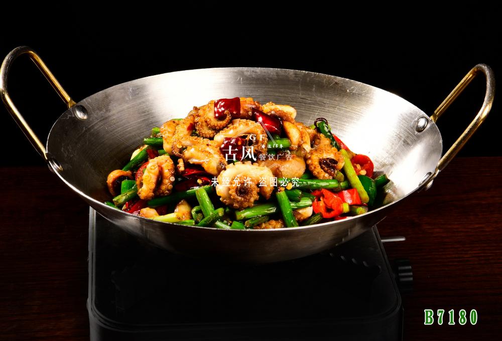 B7180鍋香章(zhāng)魚段  幹鍋八爪魚