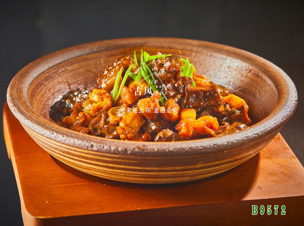 B9572石鍋黃(huáng)鳝田雞